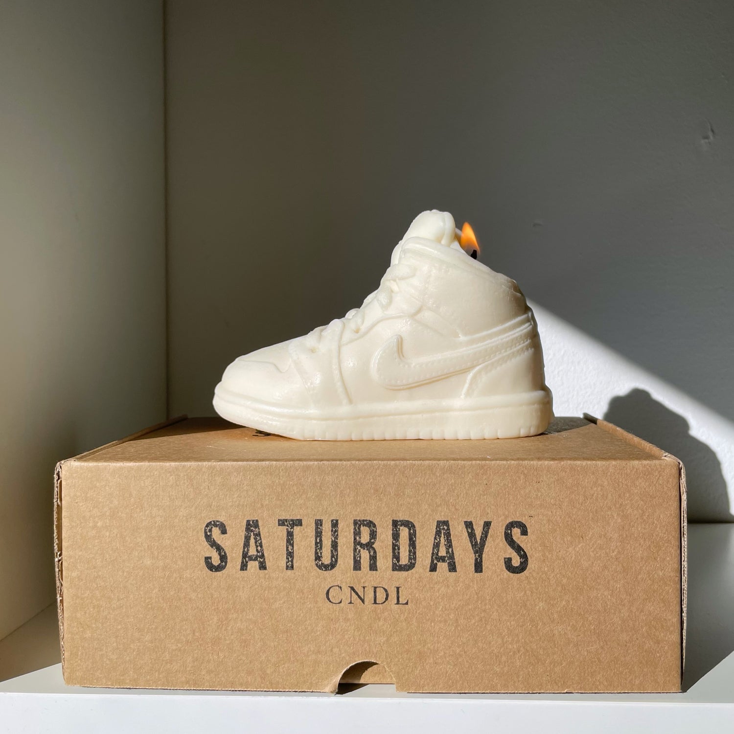 Air Jordan 1 sneaker candle - SATURDAYS cndl